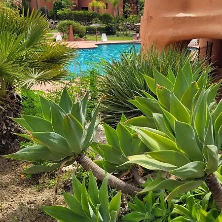 Sotoserena Pools & Tropical Garden With Sea View Apartment